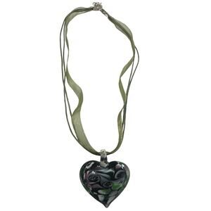 Elegant Fashion Murano Style Glass Heart Pendant Necklace 19” Blue w/green lace